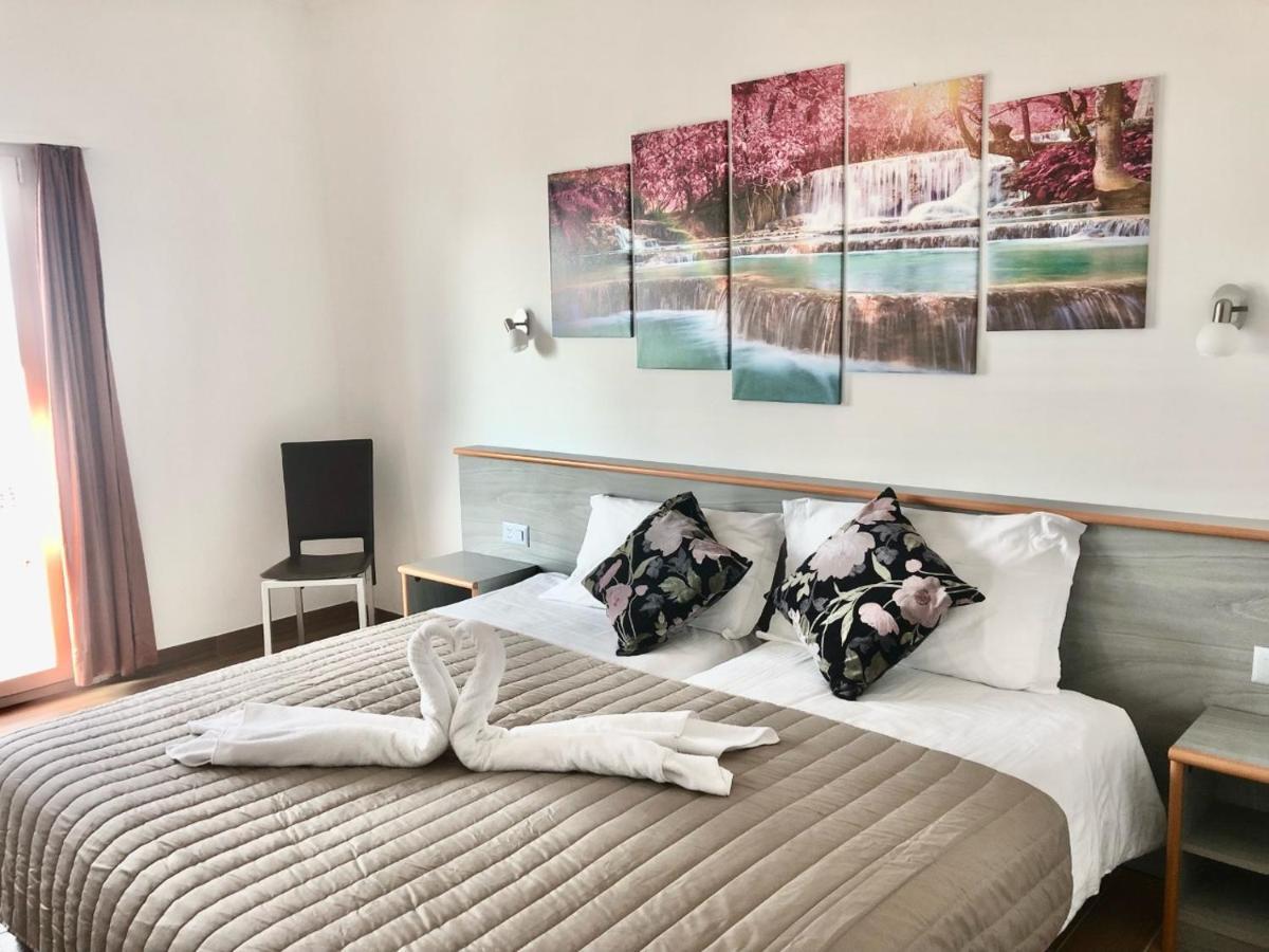 Muralto Hotel Garni Montaldi מראה חיצוני תמונה