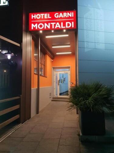 Muralto Hotel Garni Montaldi מראה חיצוני תמונה