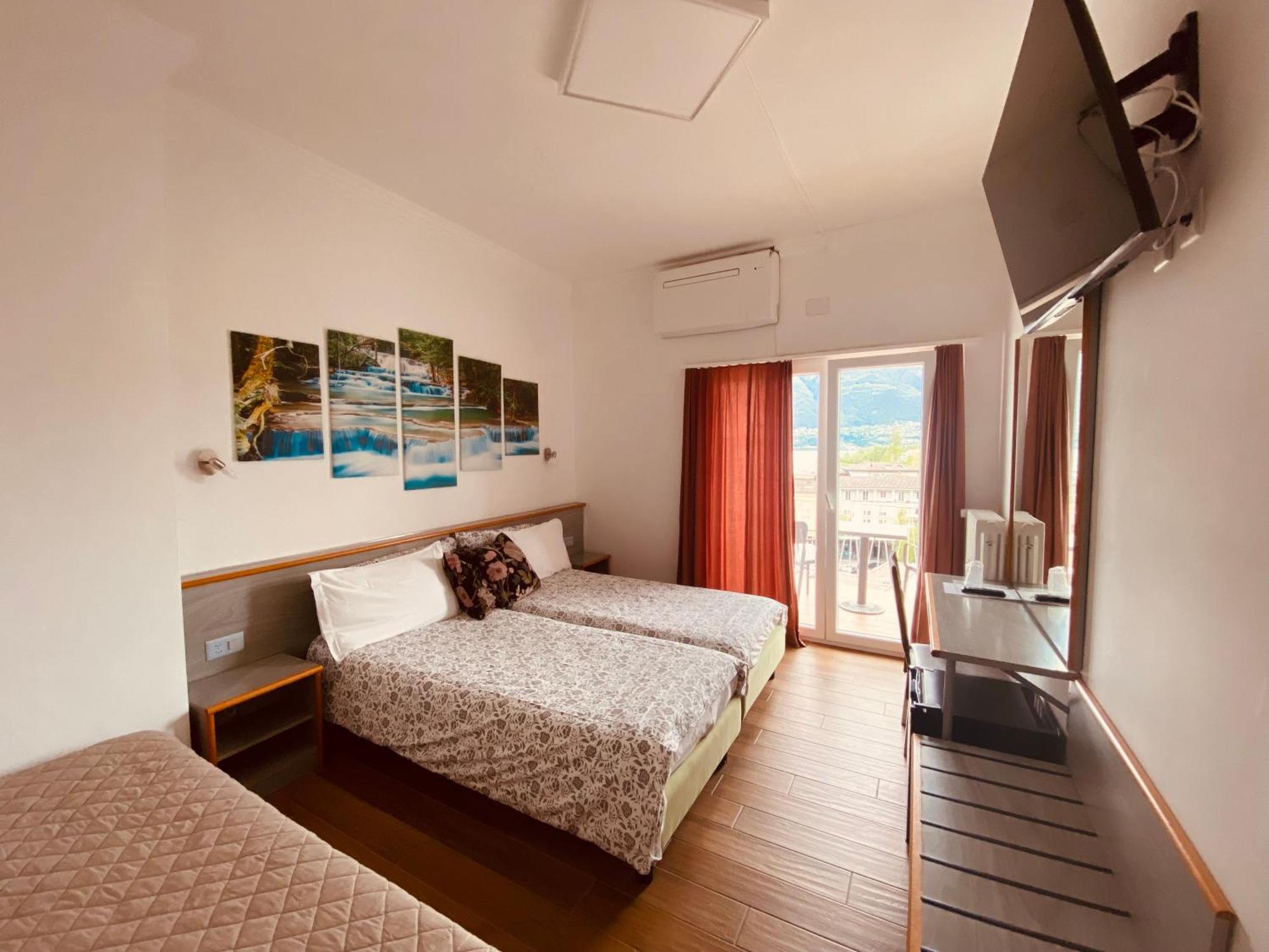 Muralto Hotel Garni Montaldi מראה חיצוני תמונה