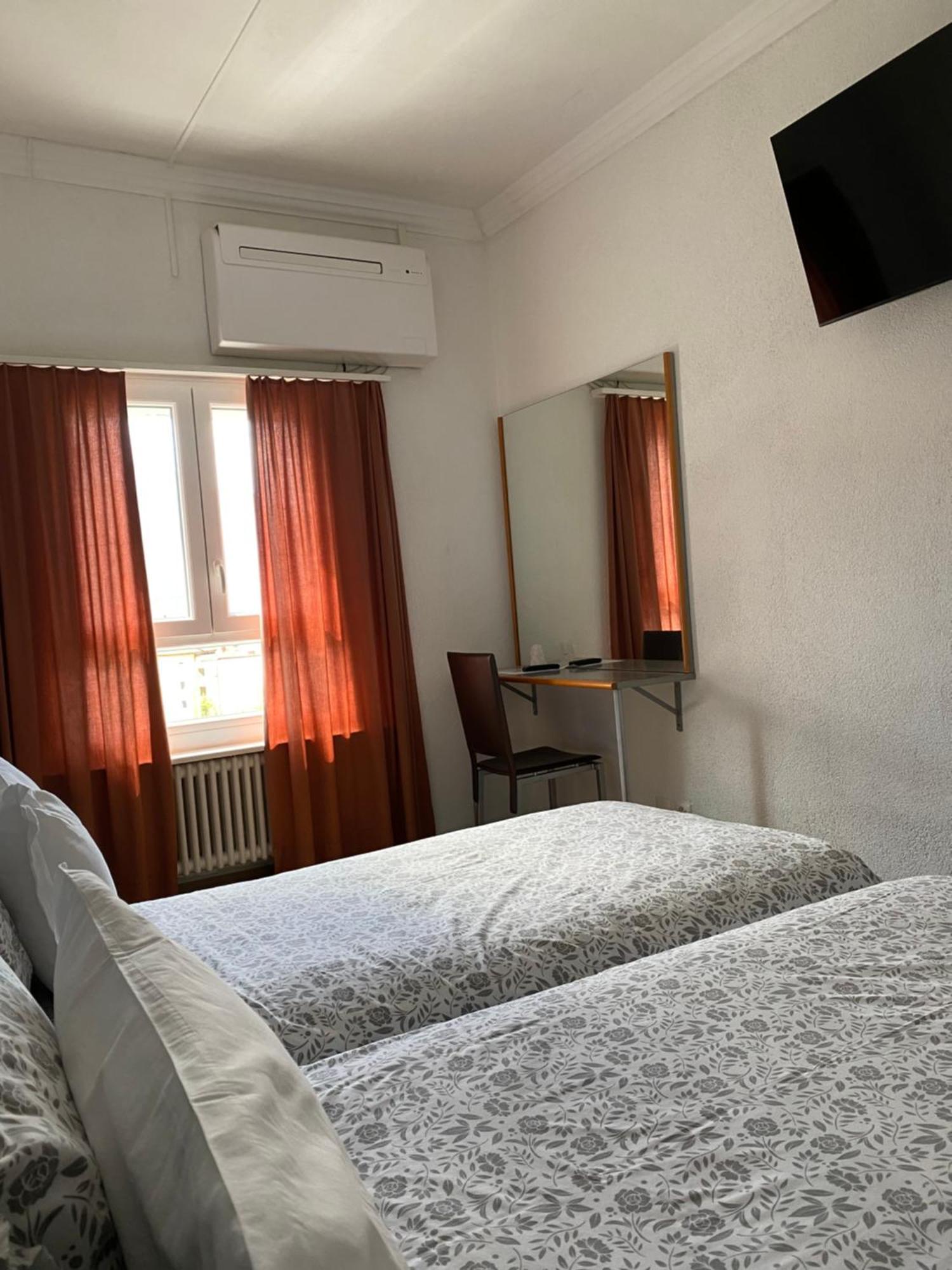 Muralto Hotel Garni Montaldi מראה חיצוני תמונה